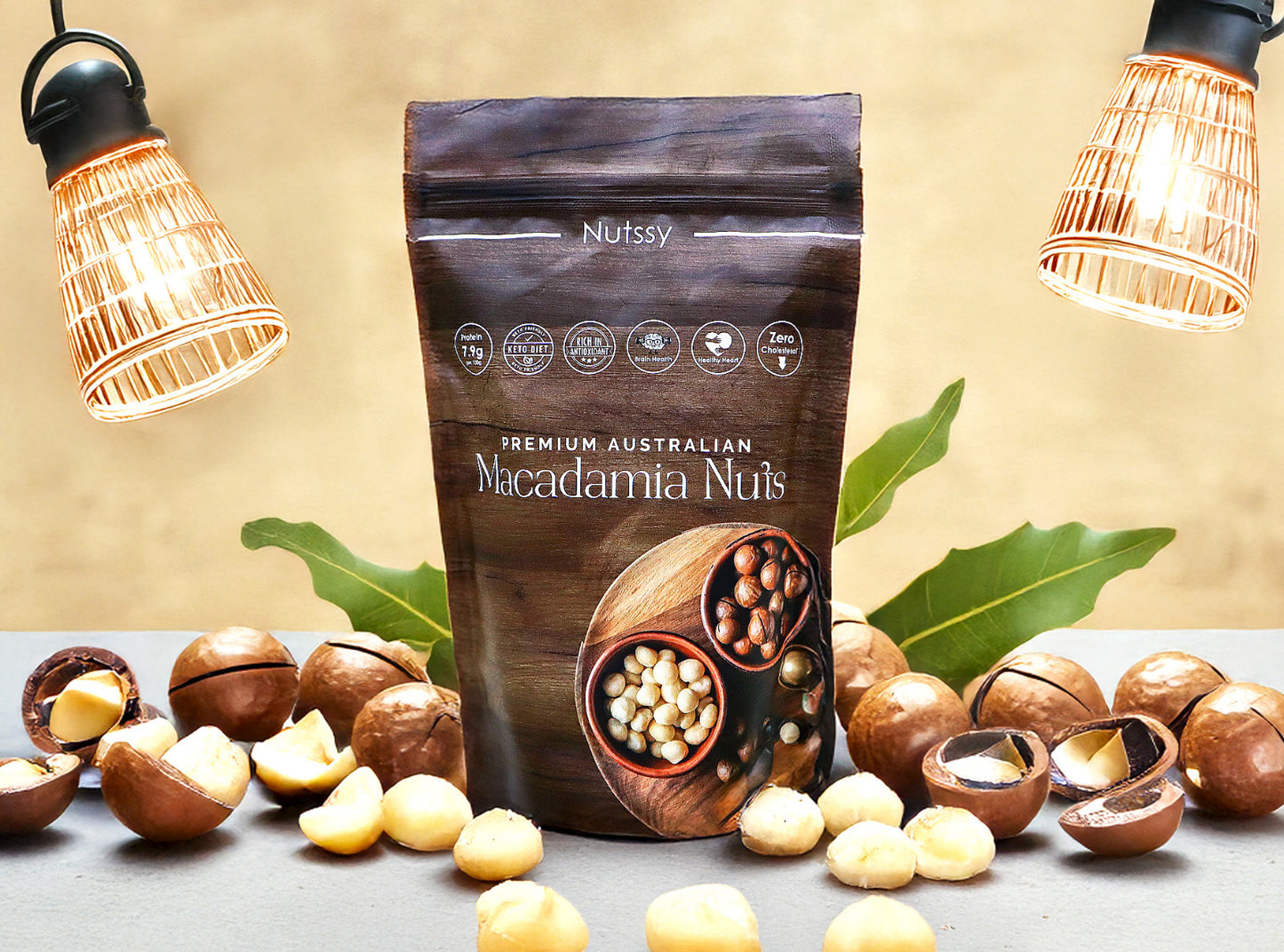 Macadamia Nuts - With Shells - 200g (Includes Key)