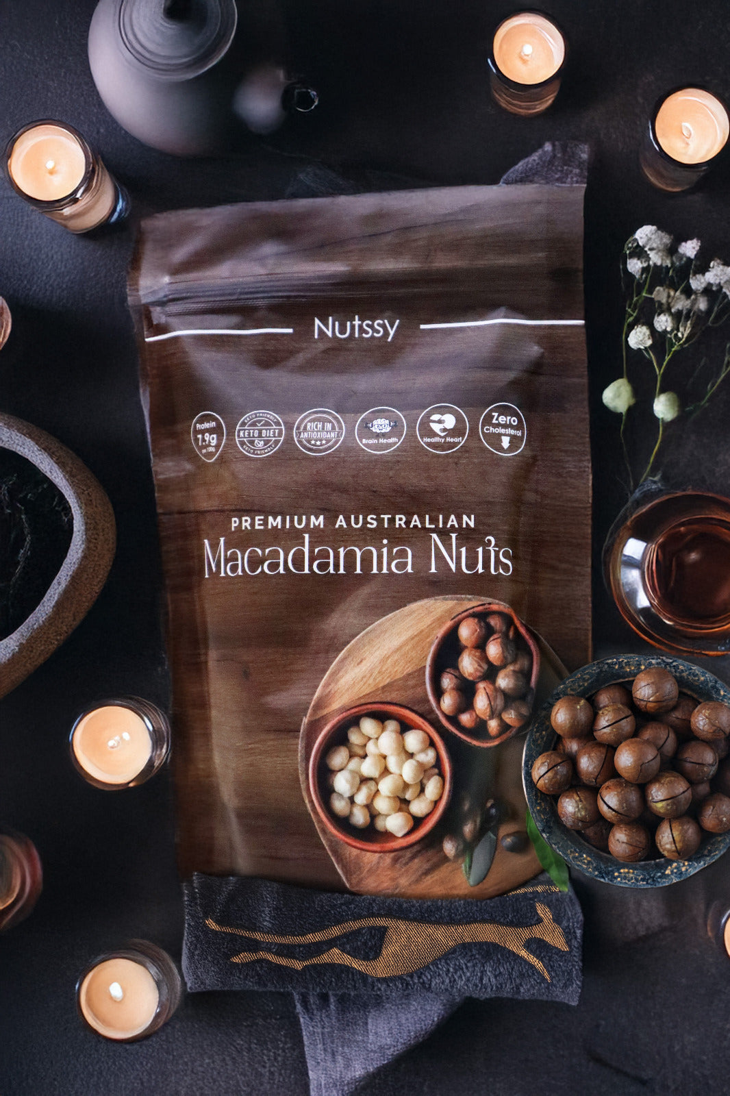 Macadamia Nuts - With Shells - 200g (Includes Key)