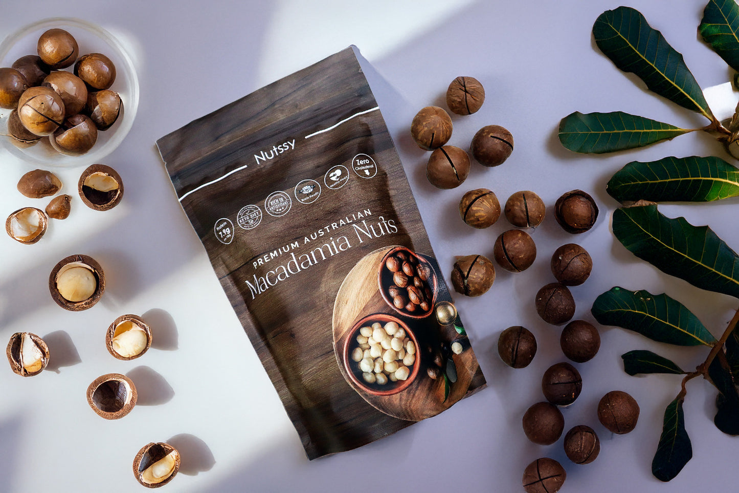 Macadamia Nuts - With Shells - 200g (Includes Key)